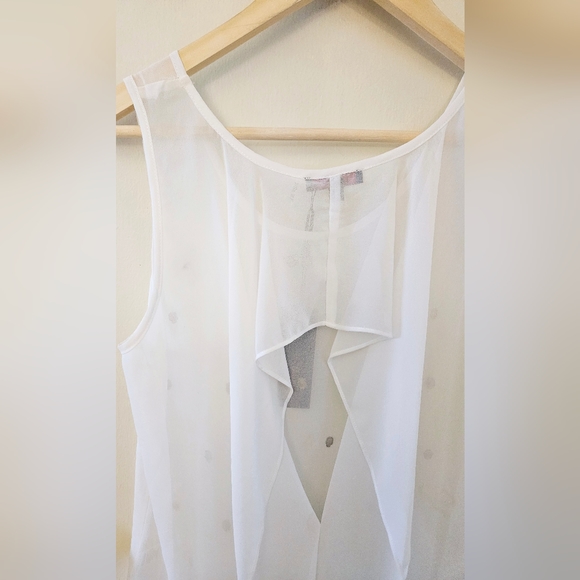 Lulumari Sheer tank top blouse with gold metal skull detail - Picture 10 of 15